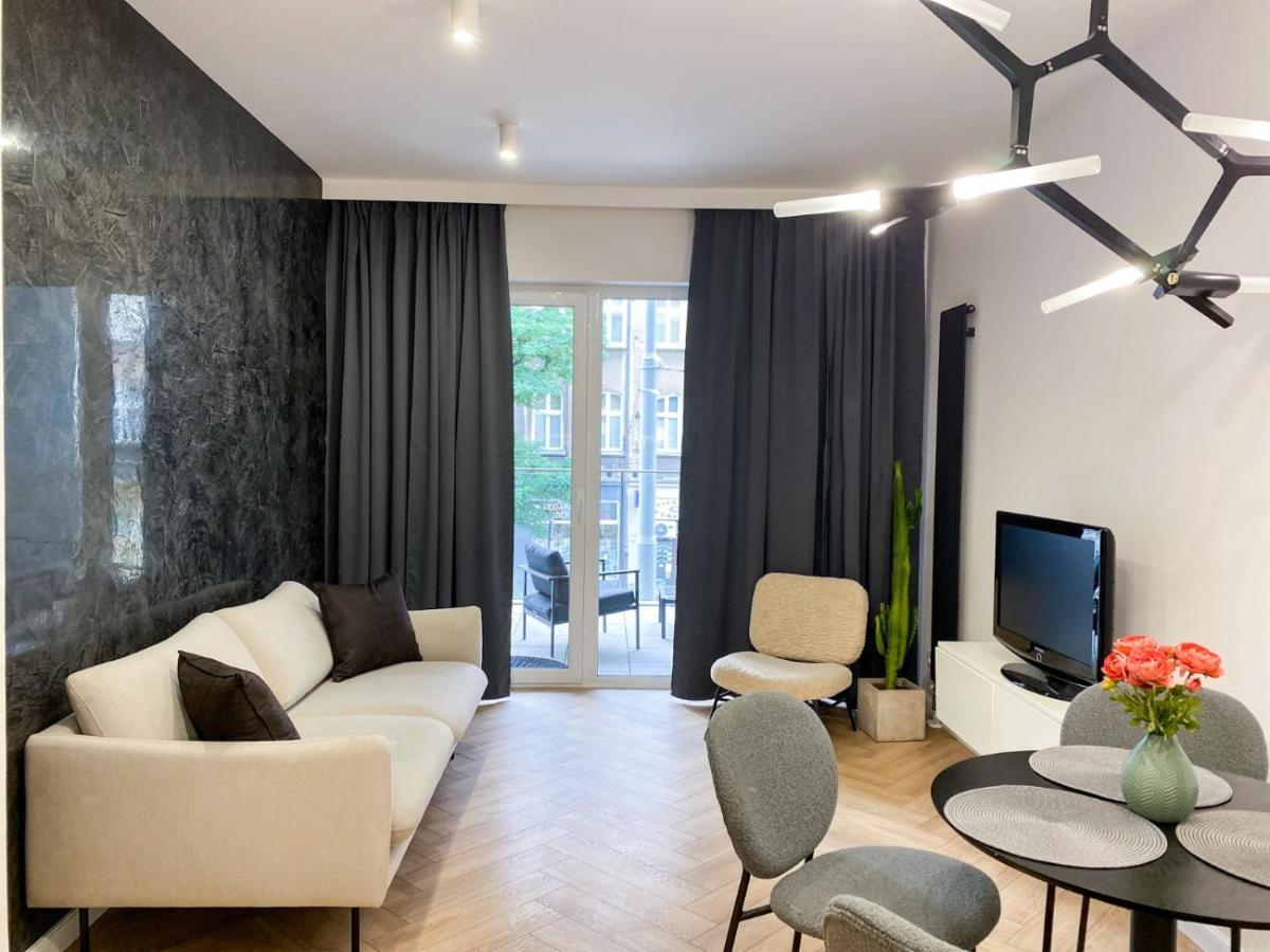 Apartament Family Zwierzyniecka Poznań Exterior foto